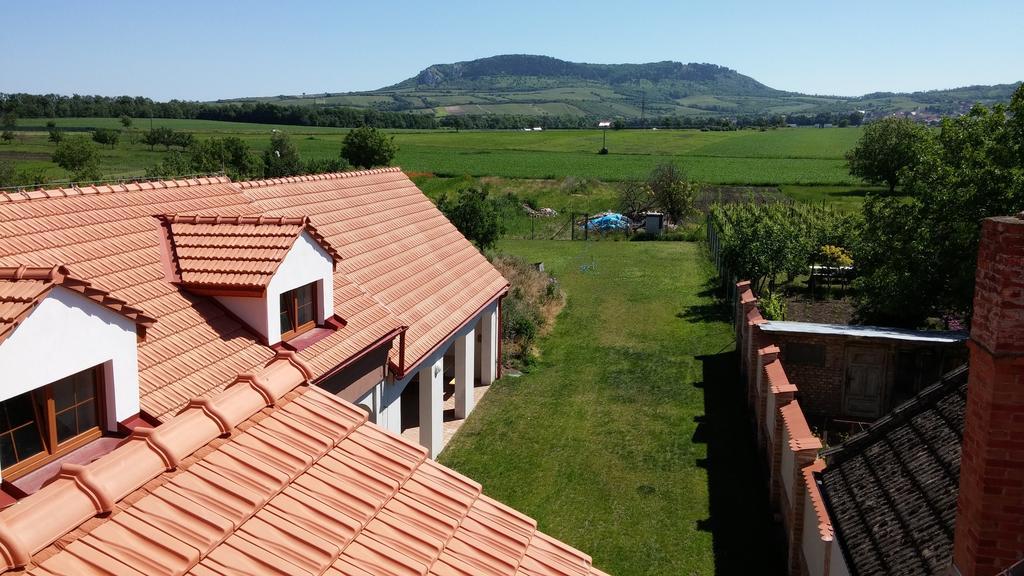 Penzion Dolní Dunajovice Exterior foto